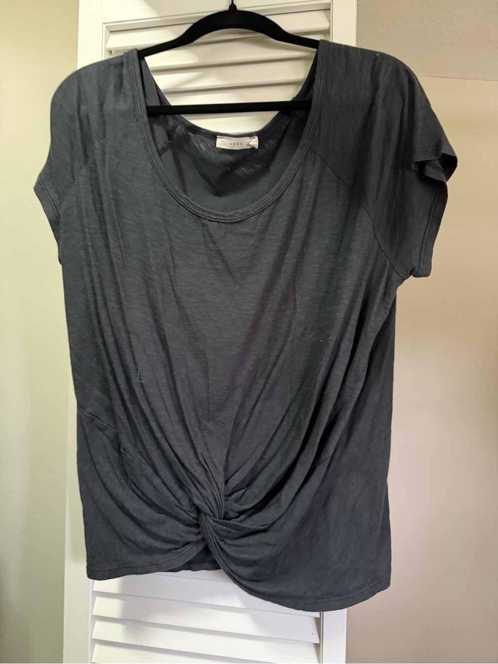 Lush Twist-Knot Short Sleeve Top - Charcoal Gray
